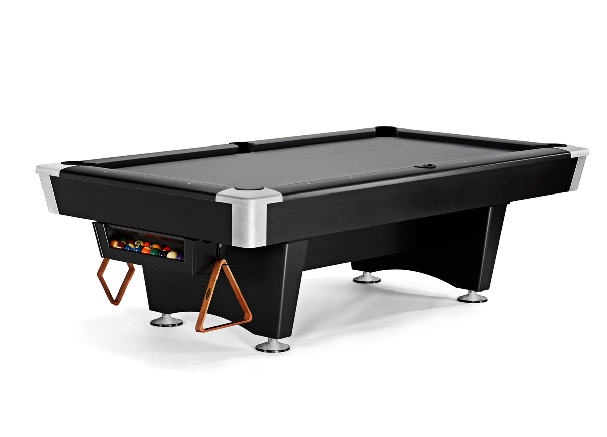 Brunswick Black Wolf Pro detail